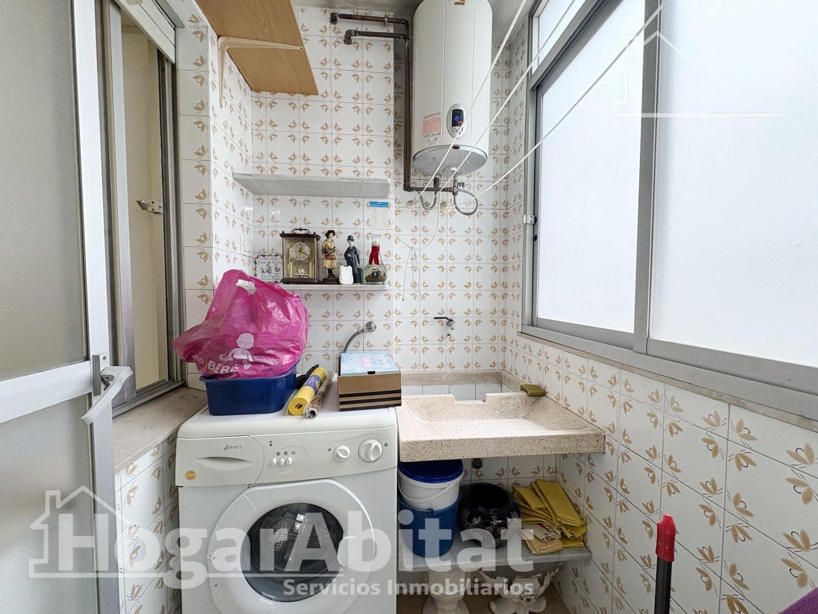 4 bedroom Flat for sale in Tavernes de la Valldigna - € 140,000 (Ref: 9735635)