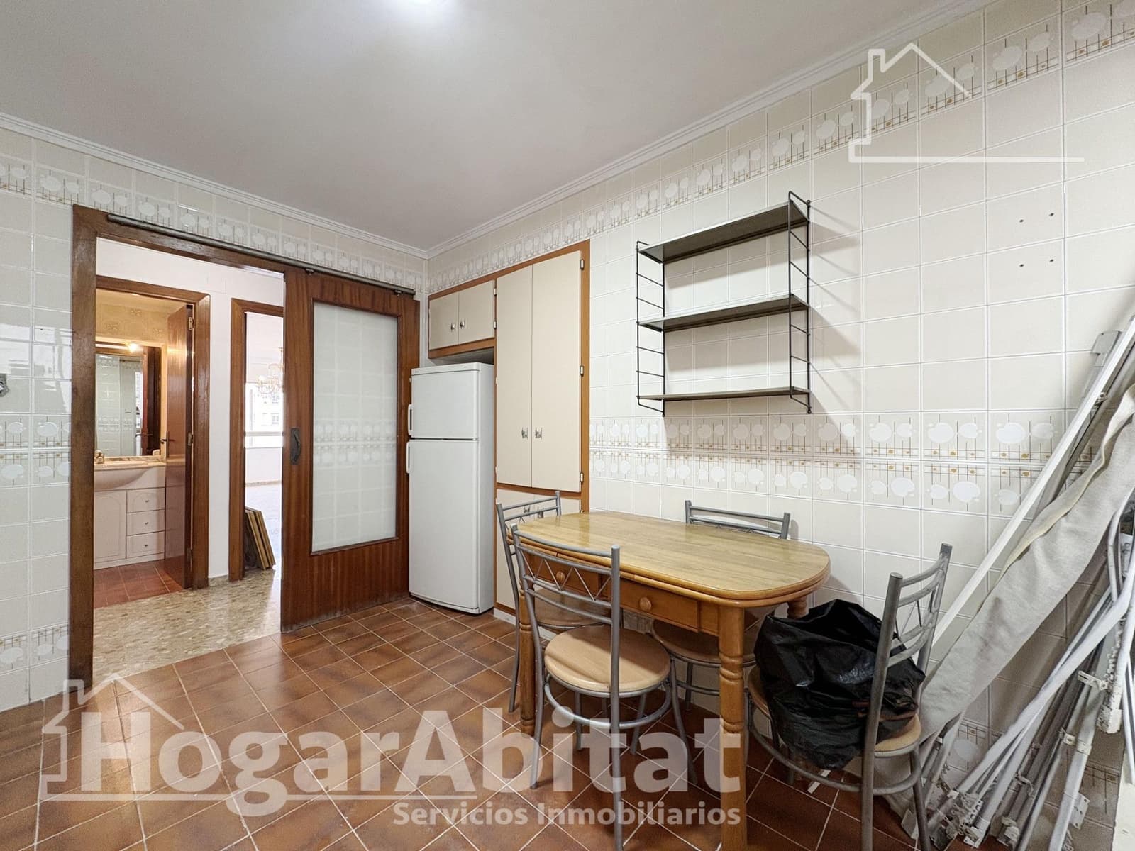 4 bedroom Flat for sale in Tavernes de la Valldigna - € 140,000 (Ref: 9735635)