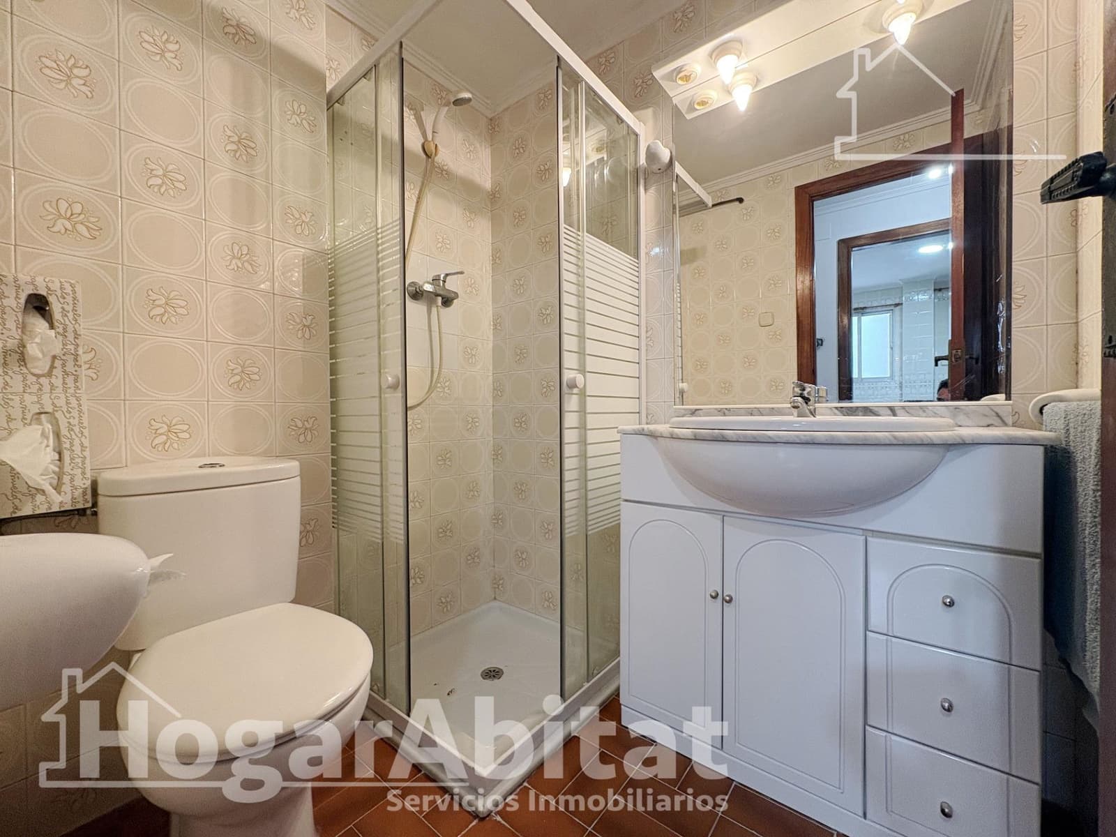 4 bedroom Flat for sale in Tavernes de la Valldigna - € 140,000 (Ref: 9735635)