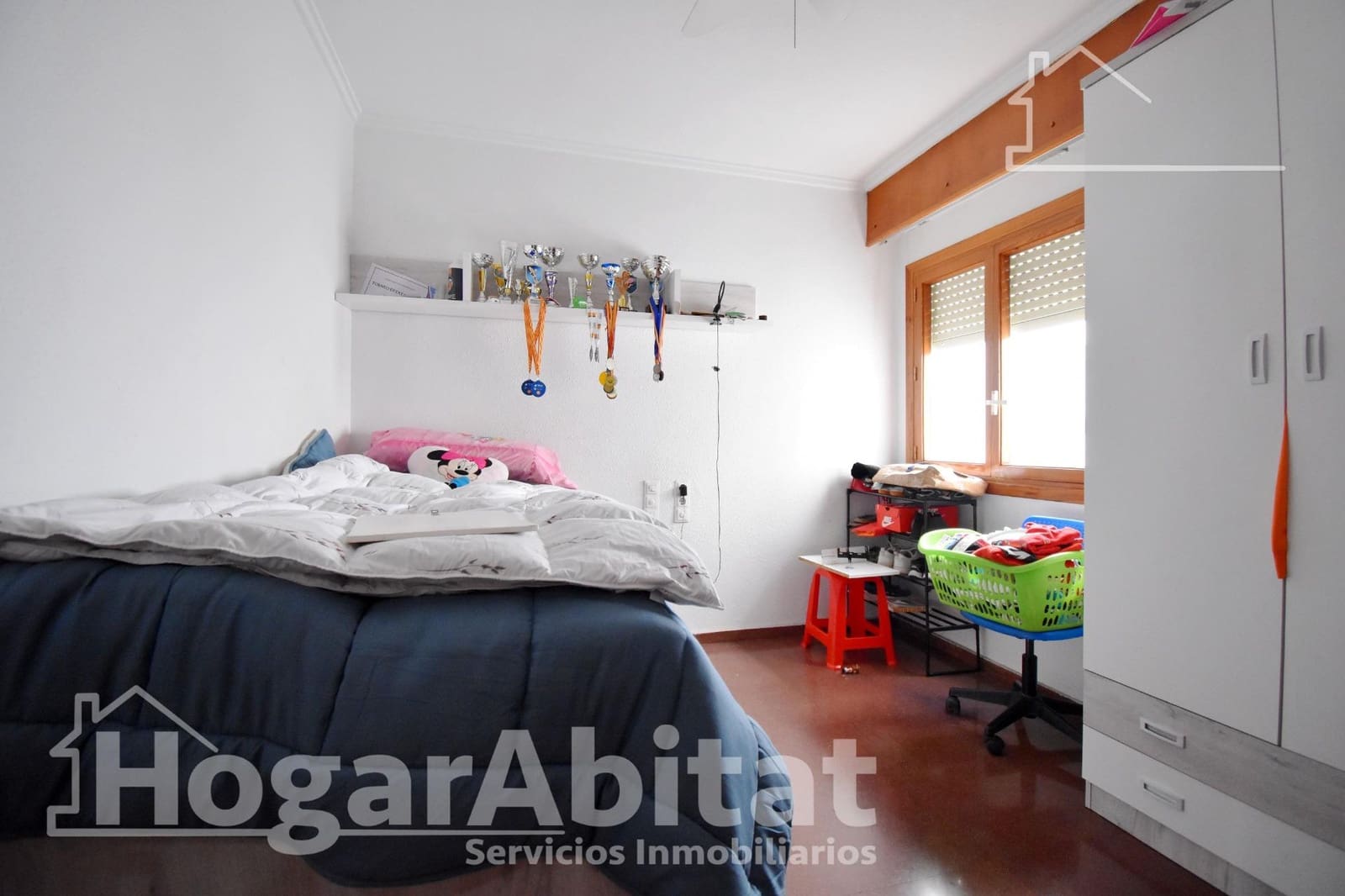 4 bedroom Flat for sale in Oliva - € 135,000 (Ref: 9735637)