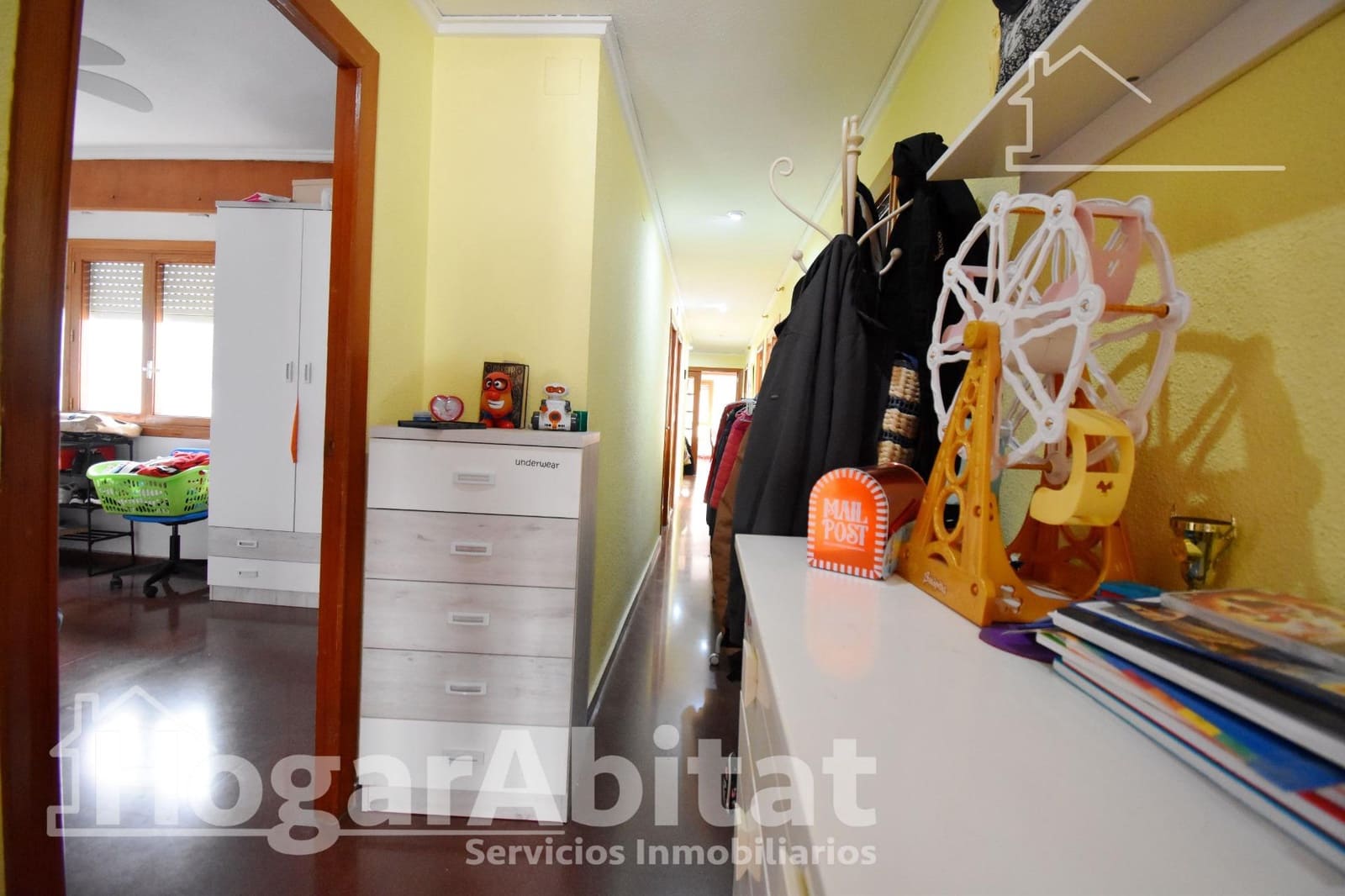 4 bedroom Flat for sale in Oliva - € 135,000 (Ref: 9735637)