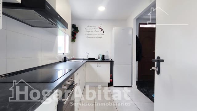 Chalet de 3 habitaciones en Gandia en venta con piscina garaje - 285.000 € (Ref: 9735644)