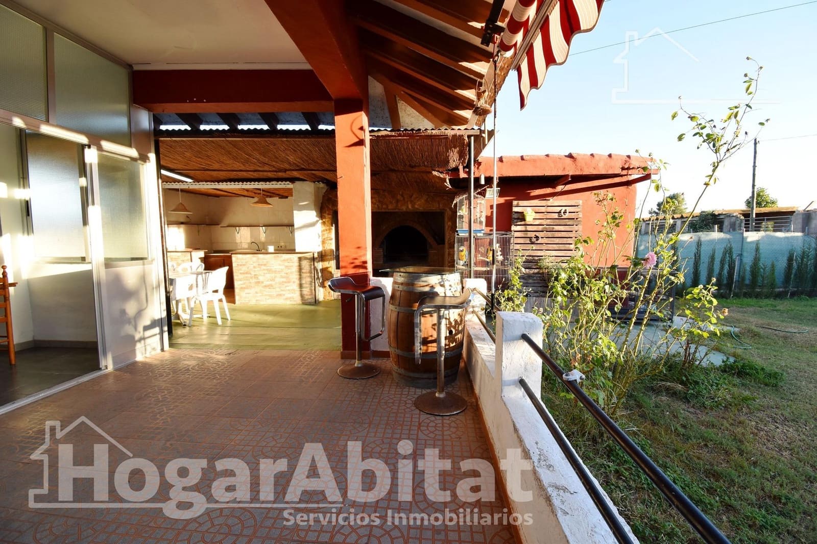 Chalet de 3 habitaciones en Gandia en venta con piscina garaje - 285.000 € (Ref: 9735644)