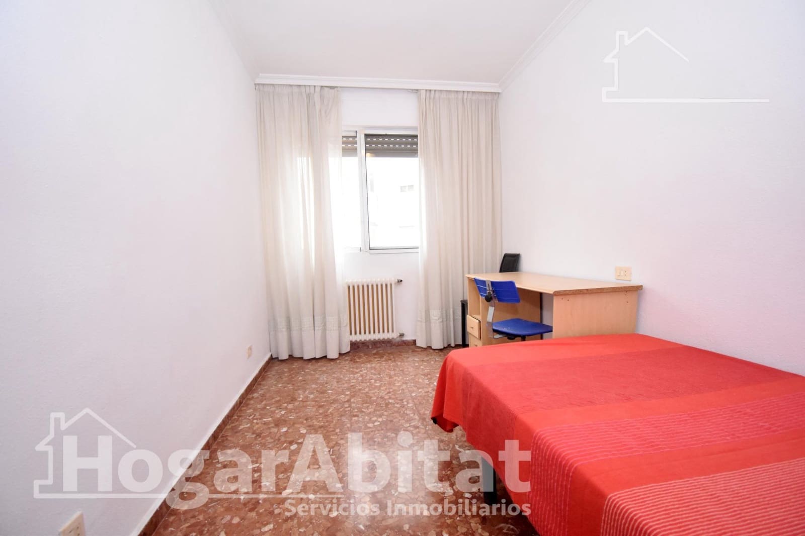 Piso de 3 habitaciones en Castelló de la Plana en venta con garaje - 179.900 € (Ref: 9735645)