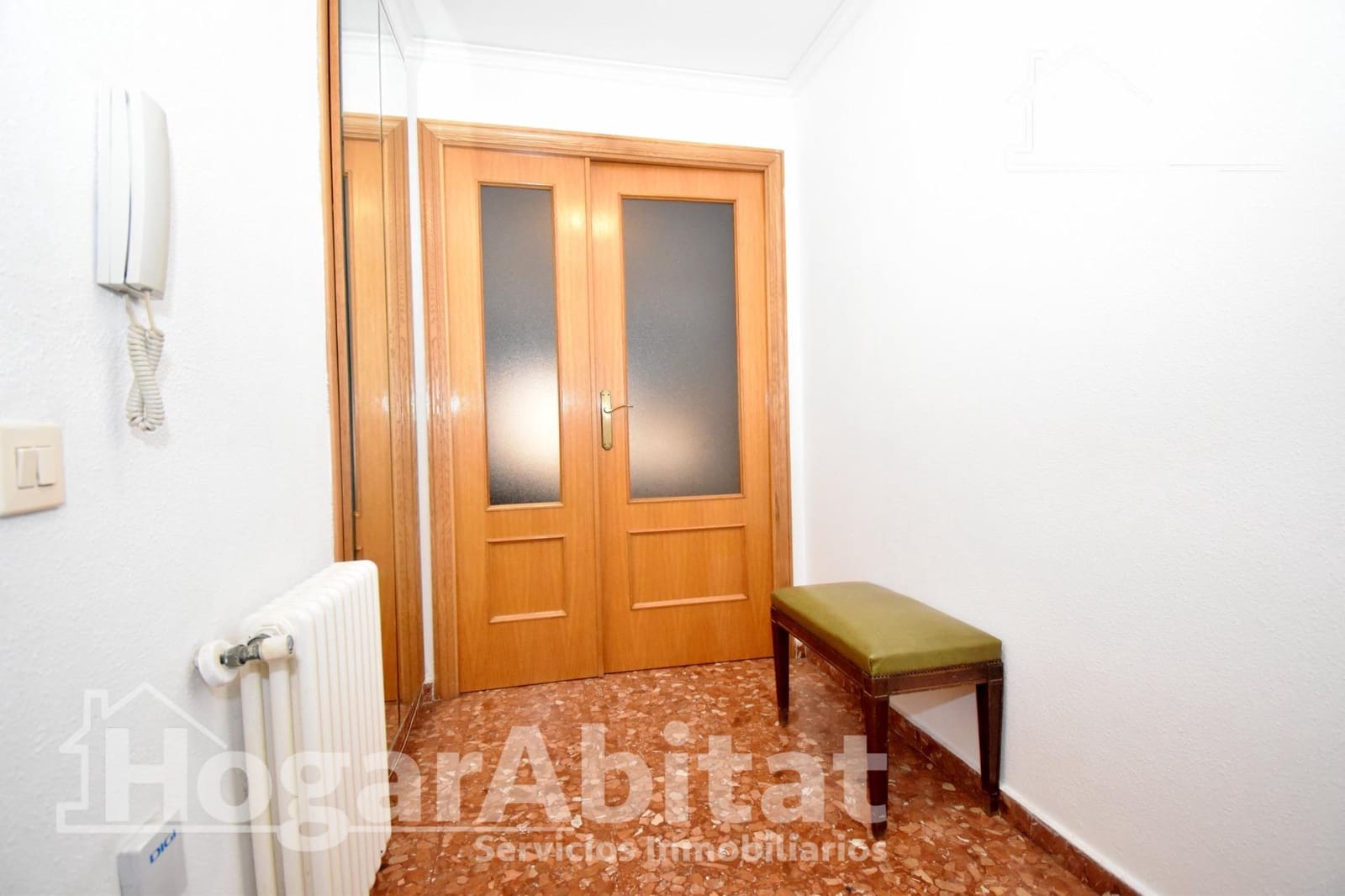 Piso de 3 habitaciones en Castelló de la Plana en venta con garaje - 179.900 € (Ref: 9735645)