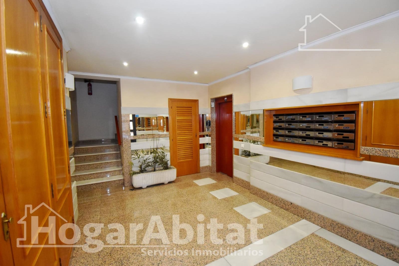 Piso de 3 habitaciones en Castelló de la Plana en venta con garaje - 179.900 € (Ref: 9735645)