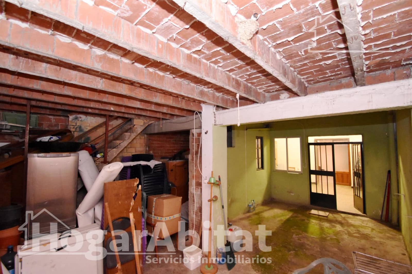 4 bedroom Townhouse for sale in Carcaixent - € 145,000 (Ref: 9735648)