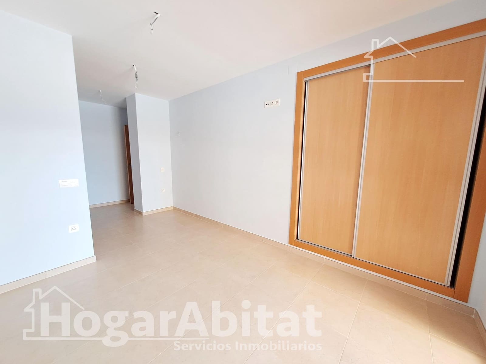 3 bedroom Flat for sale in Oropesa  with pool garage - € 225,000 (Ref: 9738602)
