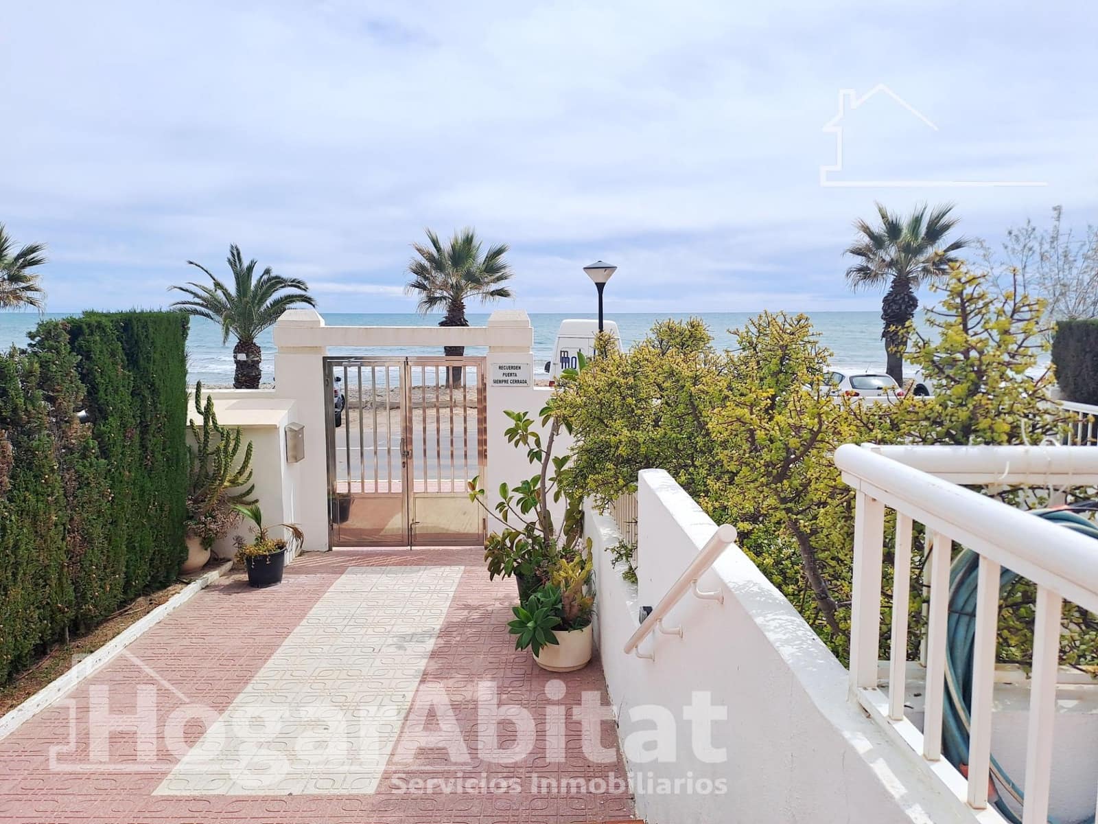 3 bedroom Flat for sale in Oropesa  with pool garage - € 225,000 (Ref: 9738602)