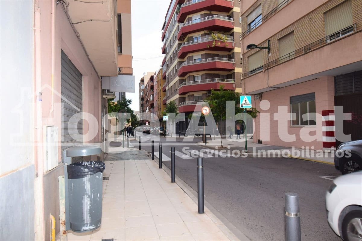 Działka budowlana na sprzedaż w Castello de la Plana - 77 800 € (Ref: 9738607)