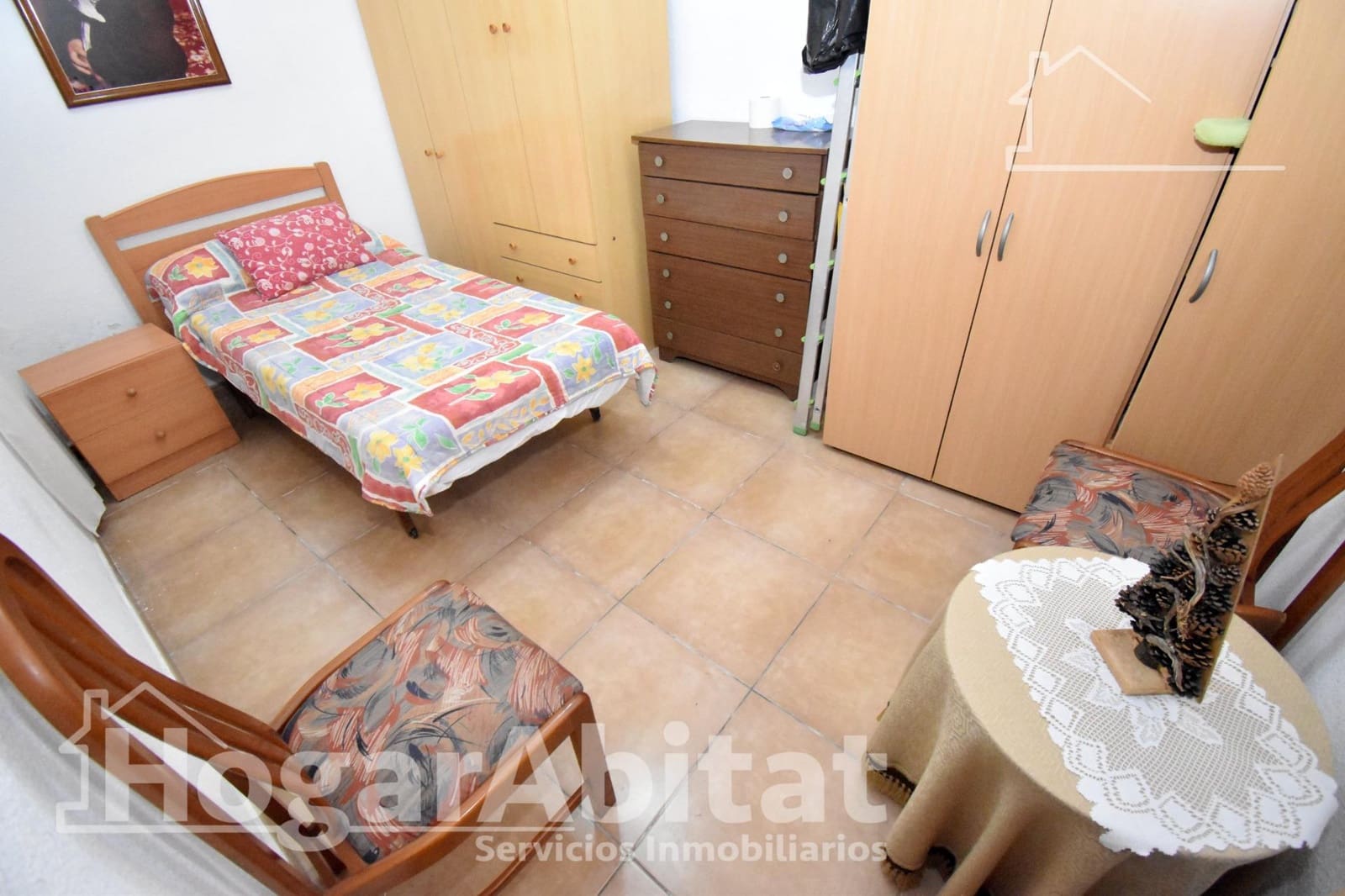 3 bedroom Flat for sale in Castello de la Plana - € 99,000 (Ref: 9738612)