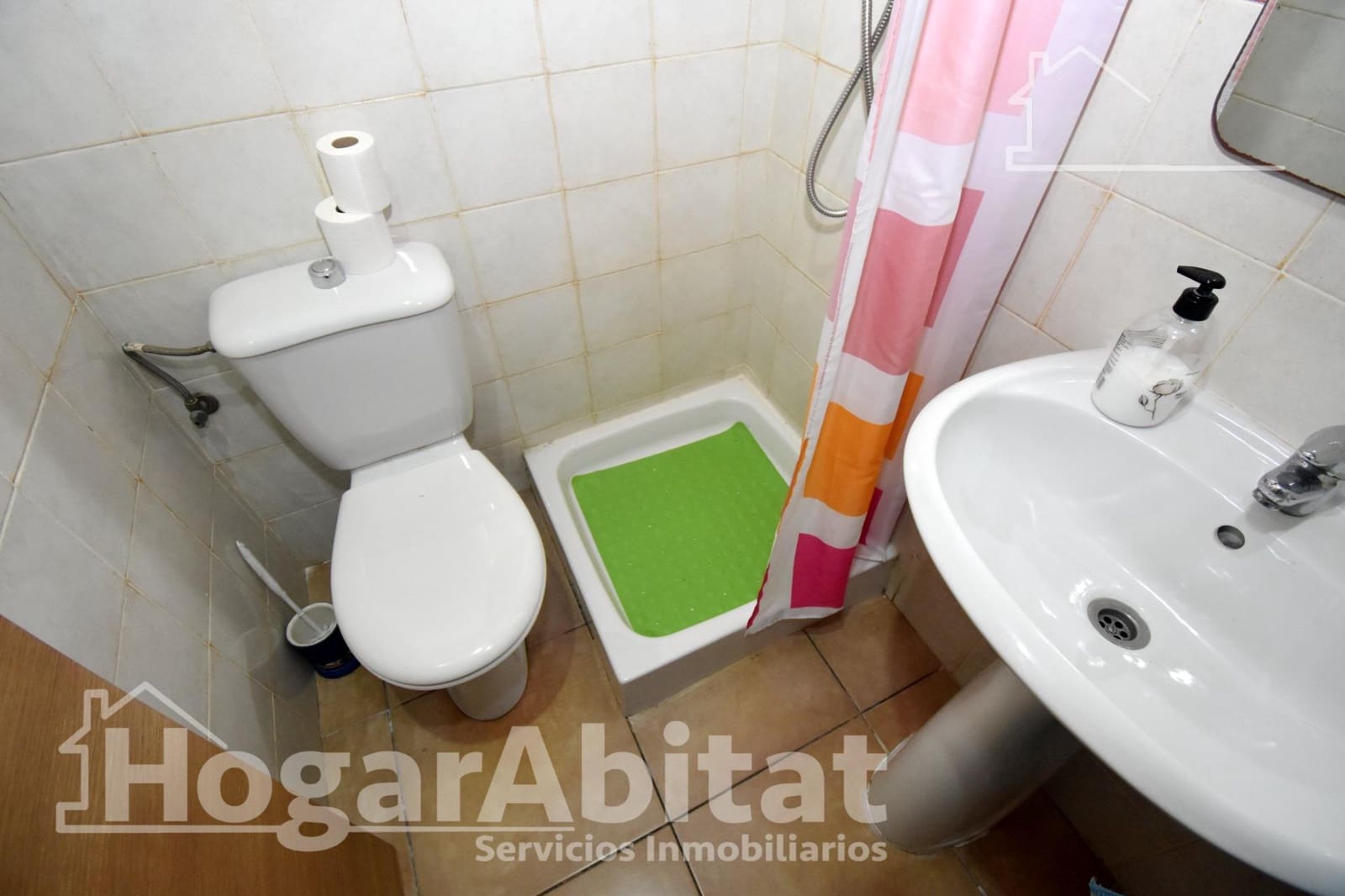 3 bedroom Flat for sale in Castello de la Plana - € 99,000 (Ref: 9738612)