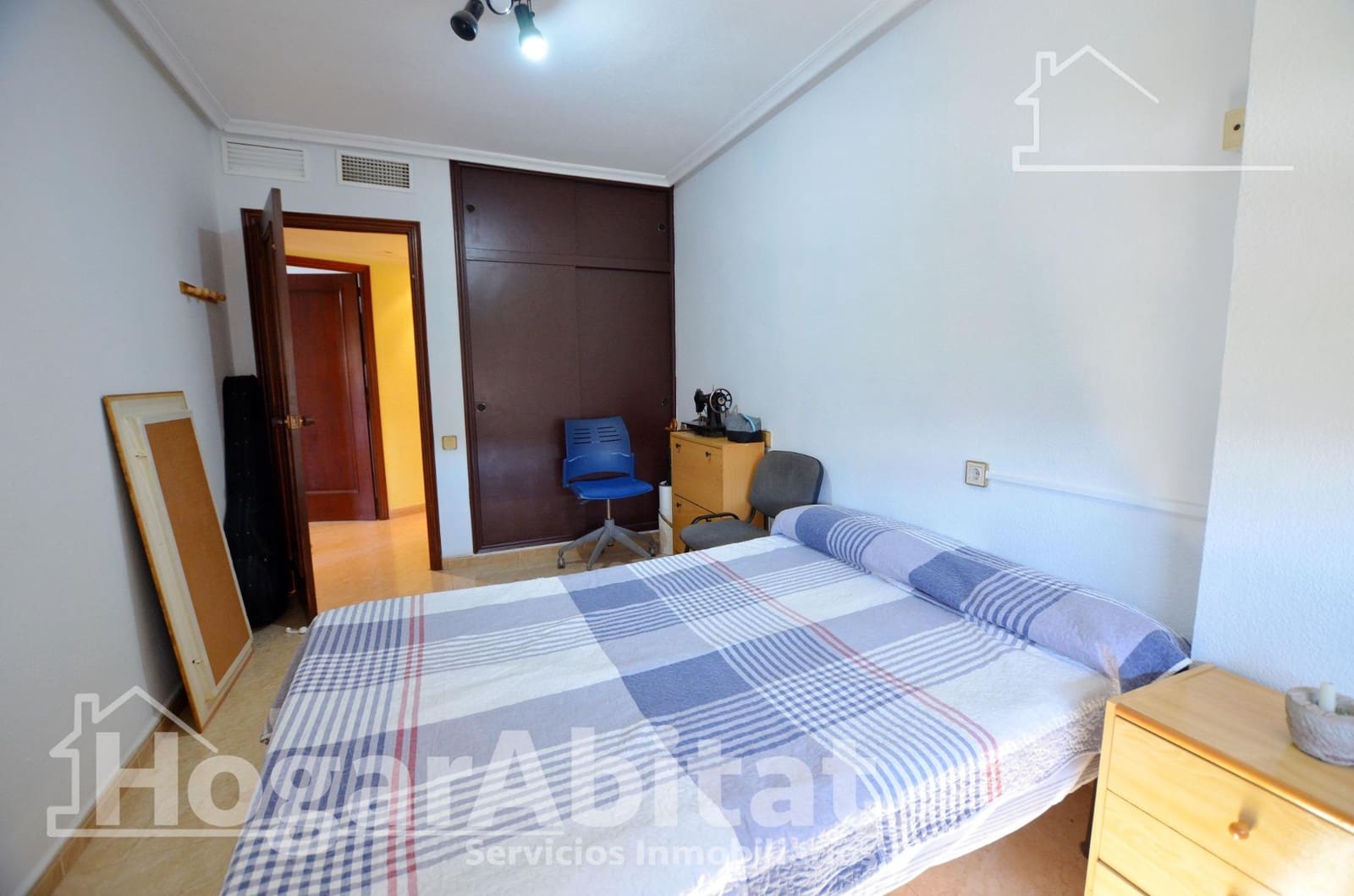 3 bedroom Flat for sale in Alicante / Alacant city with garage - € 290,000 (Ref: 9741768)