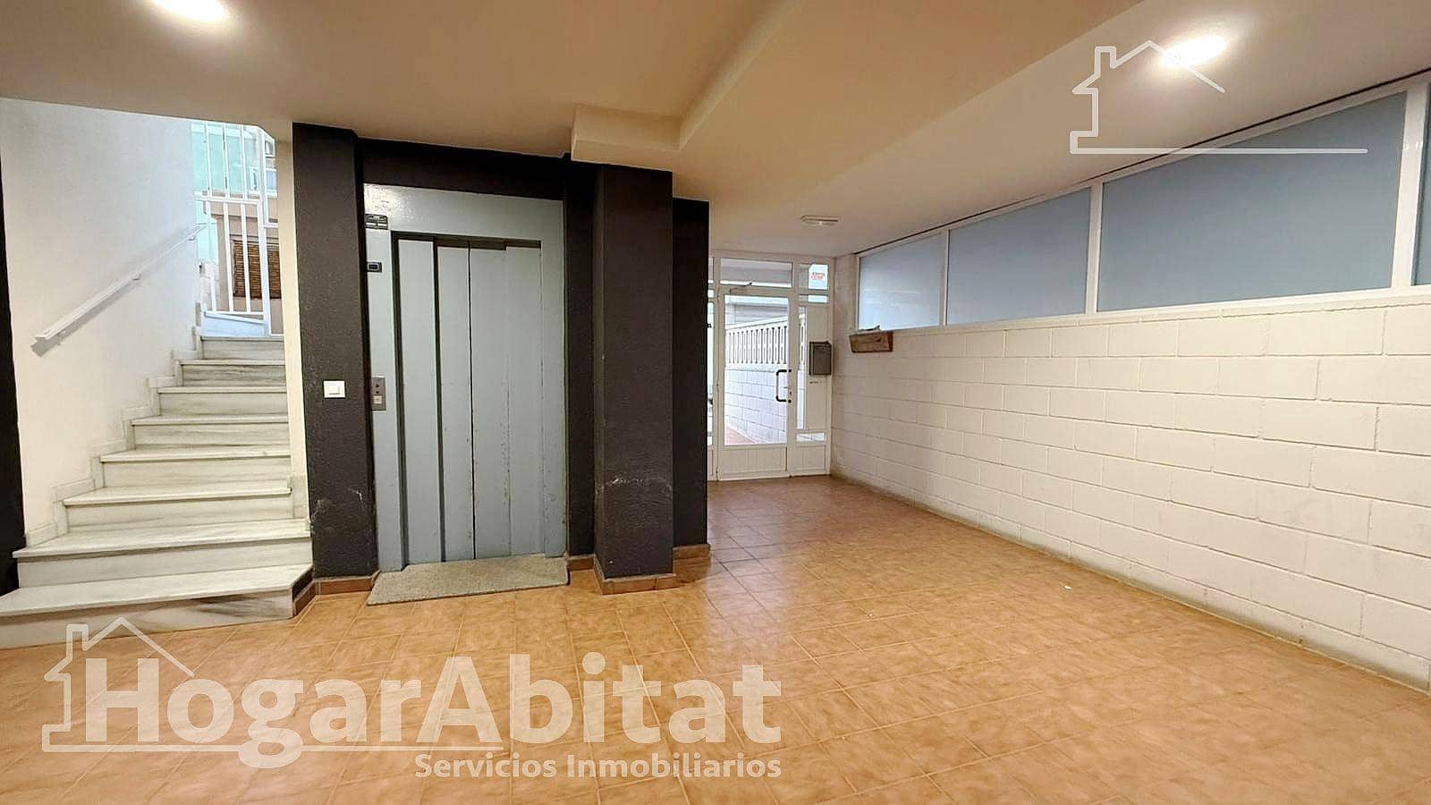 3 bedroom Flat for sale in Piles with pool garage - € 220,000 (Ref: 9741772)