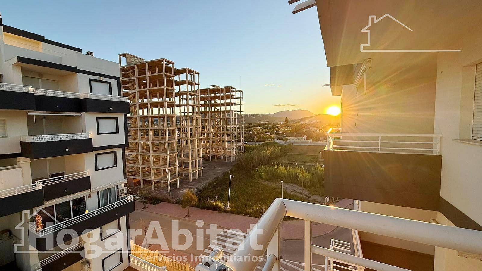 3 bedroom Flat for sale in Piles with pool garage - € 220,000 (Ref: 9741772)