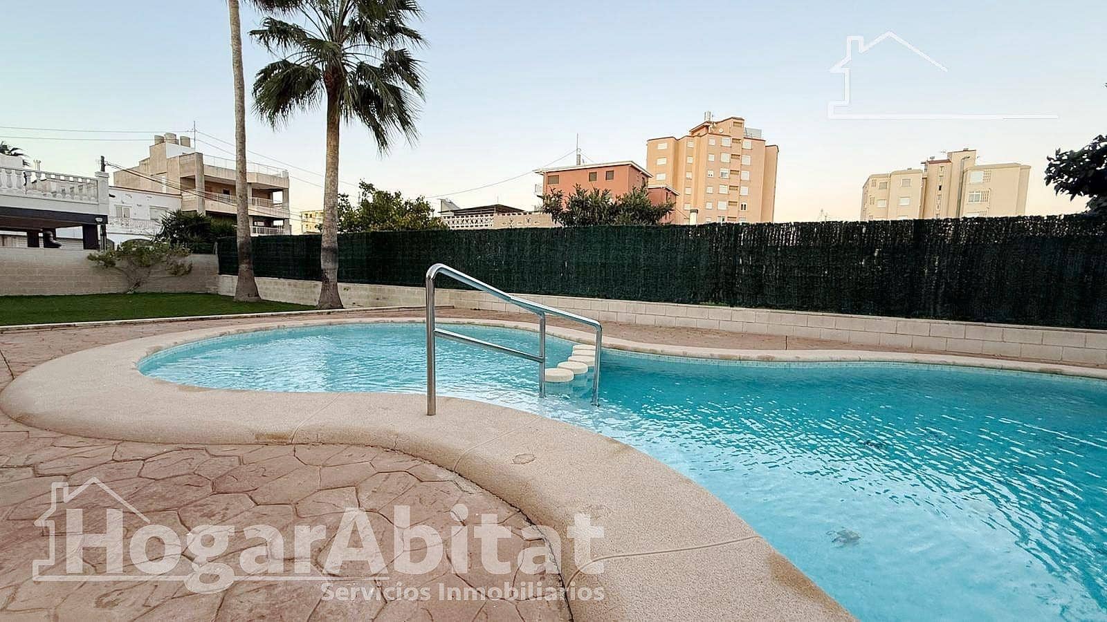 3 bedroom Flat for sale in Piles with pool garage - € 220,000 (Ref: 9741772)