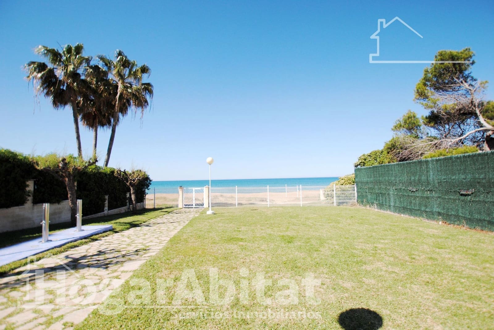 2 soverom Leilighet til salgs i Denia med svømmebasseng garasje - € 435 000 (Ref: 9741773)