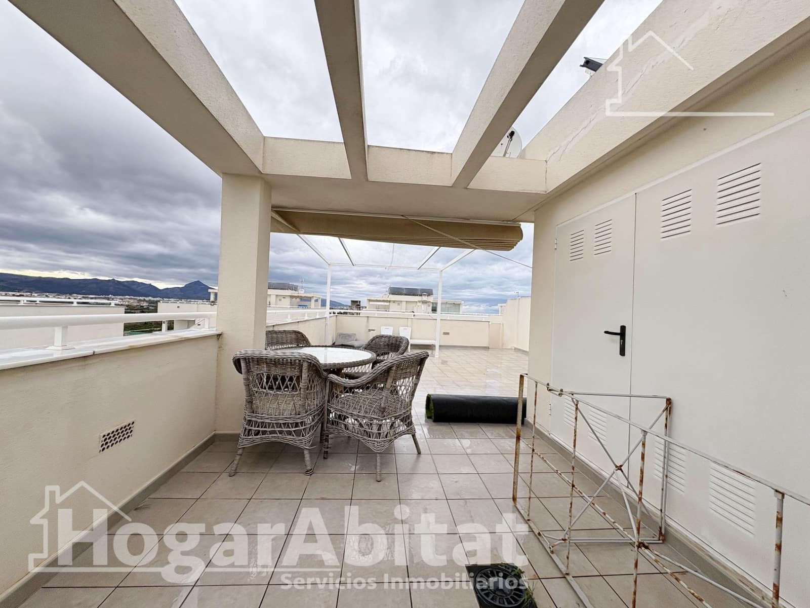 3 bedroom Penthouse for sale in Piles with pool garage - € 246,000 (Ref: 9741775)