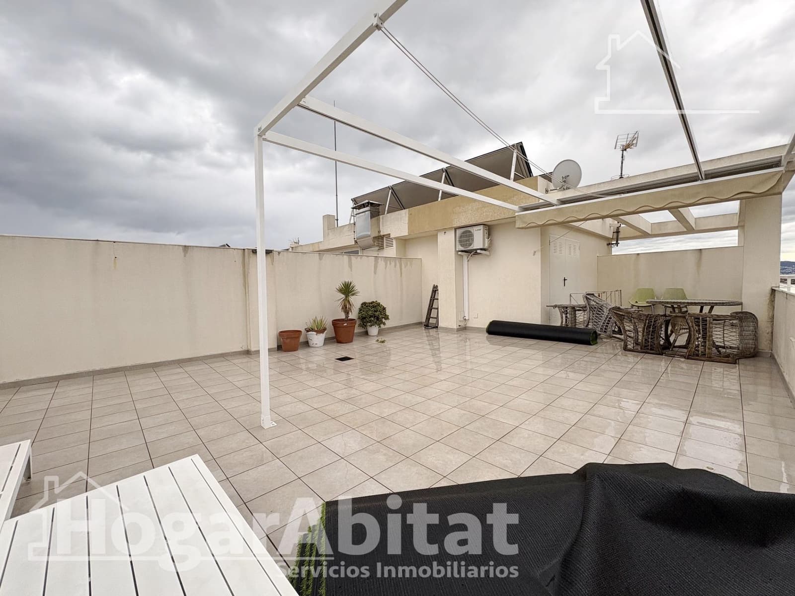 3 bedroom Penthouse for sale in Piles with pool garage - € 246,000 (Ref: 9741775)