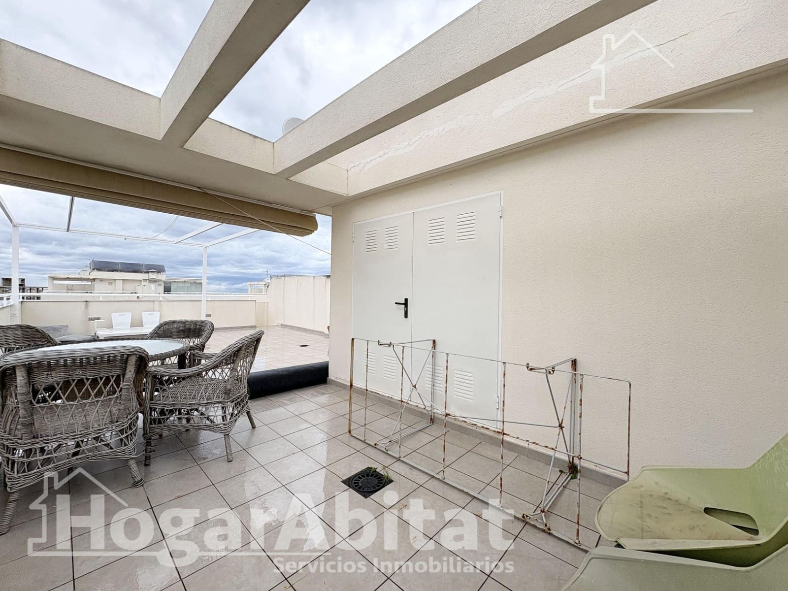 3 bedroom Penthouse for sale in Piles with pool garage - € 246,000 (Ref: 9741775)