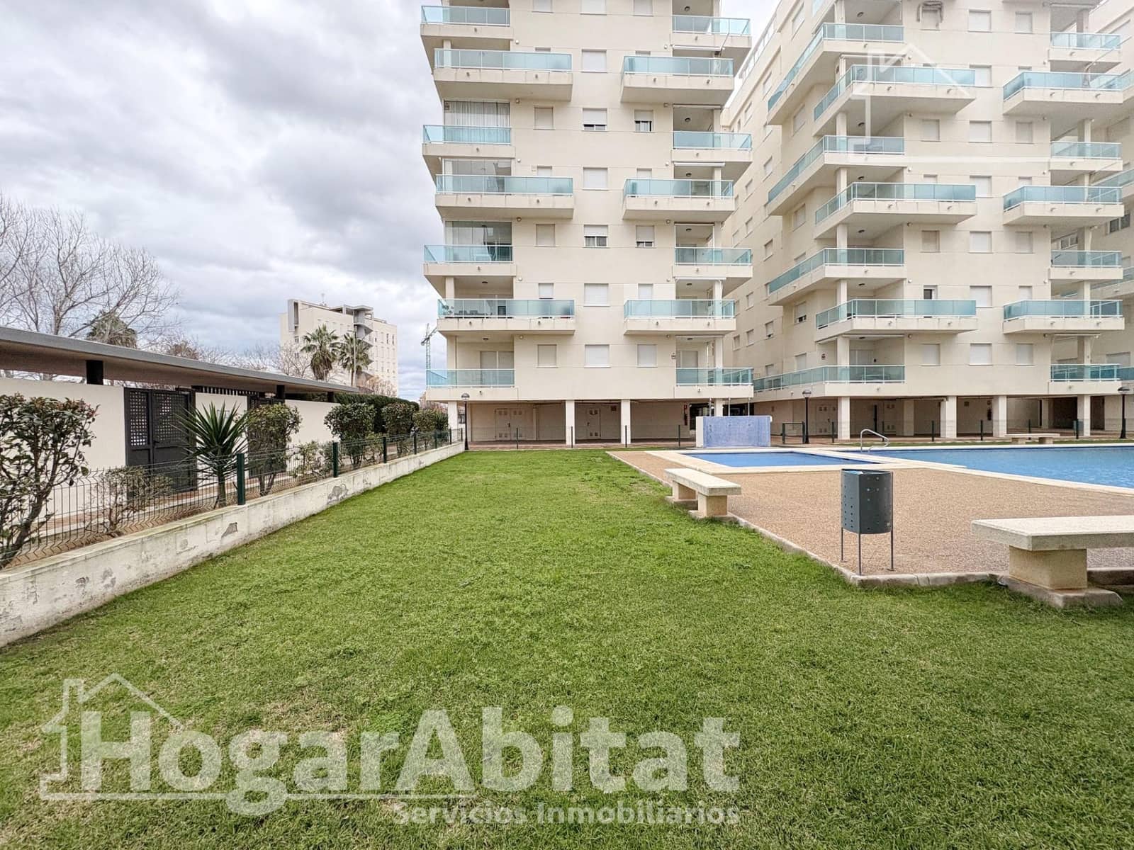 3 bedroom Penthouse for sale in Piles with pool garage - € 246,000 (Ref: 9741775)