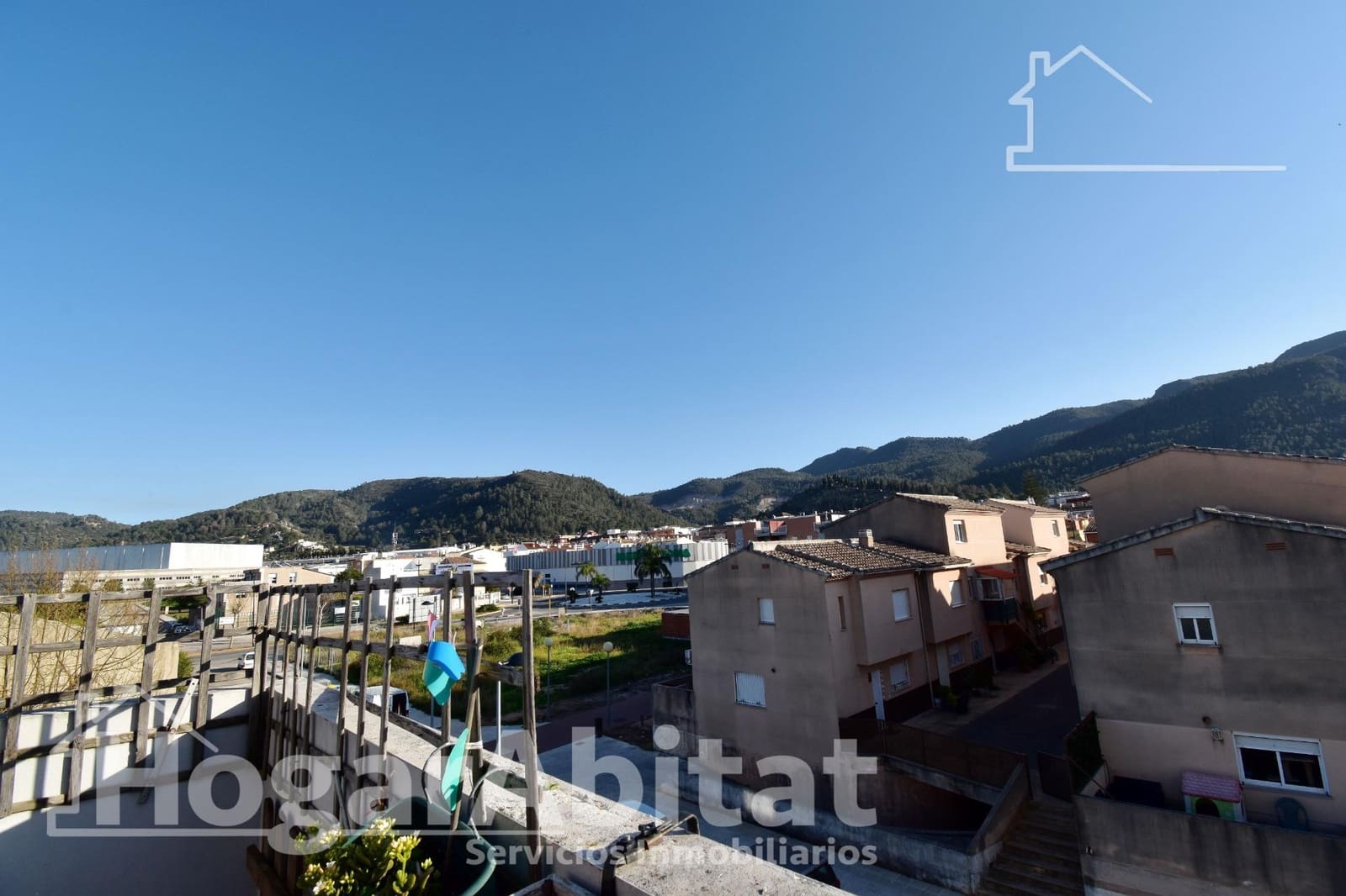 3 bedroom Penthouse for sale in Villalonga with garage - € 189,000 (Ref: 9741776)