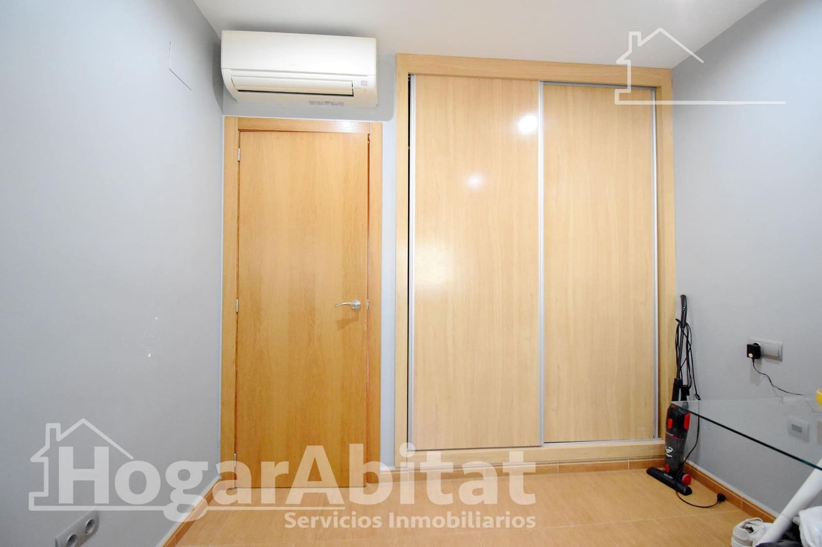 3 bedroom Penthouse for sale in Villalonga with garage - € 189,000 (Ref: 9741776)