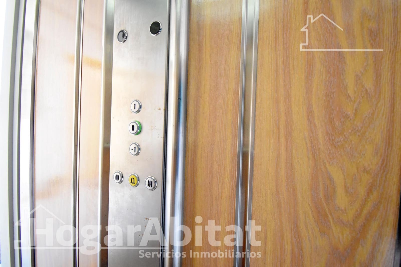 3 bedroom Penthouse for sale in Villalonga with garage - € 189,000 (Ref: 9741776)