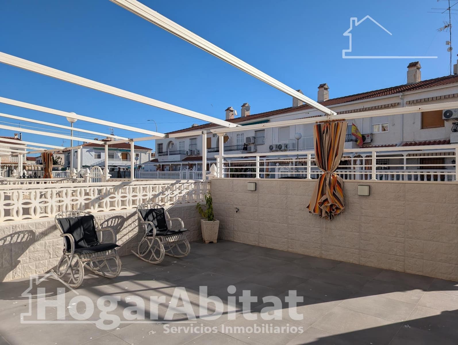 Adosado de 2 habitaciones en Santa Pola en venta con garaje - 289.000 € (Ref: 9741789)