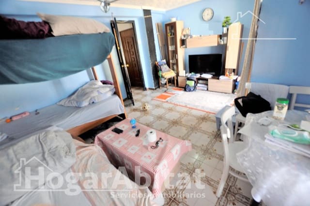 3 bedroom Flat for sale in Paterna - € 95,000 (Ref: 9741795)