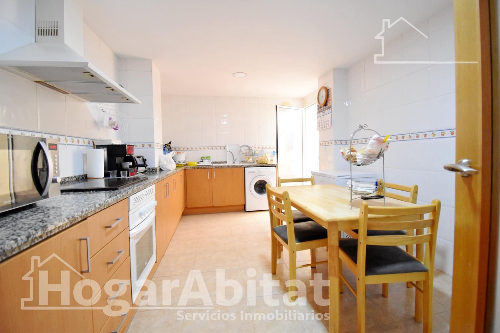 3 bedroom Flat for sale in Piles with garage - € 160,000 (Ref: 9741799)