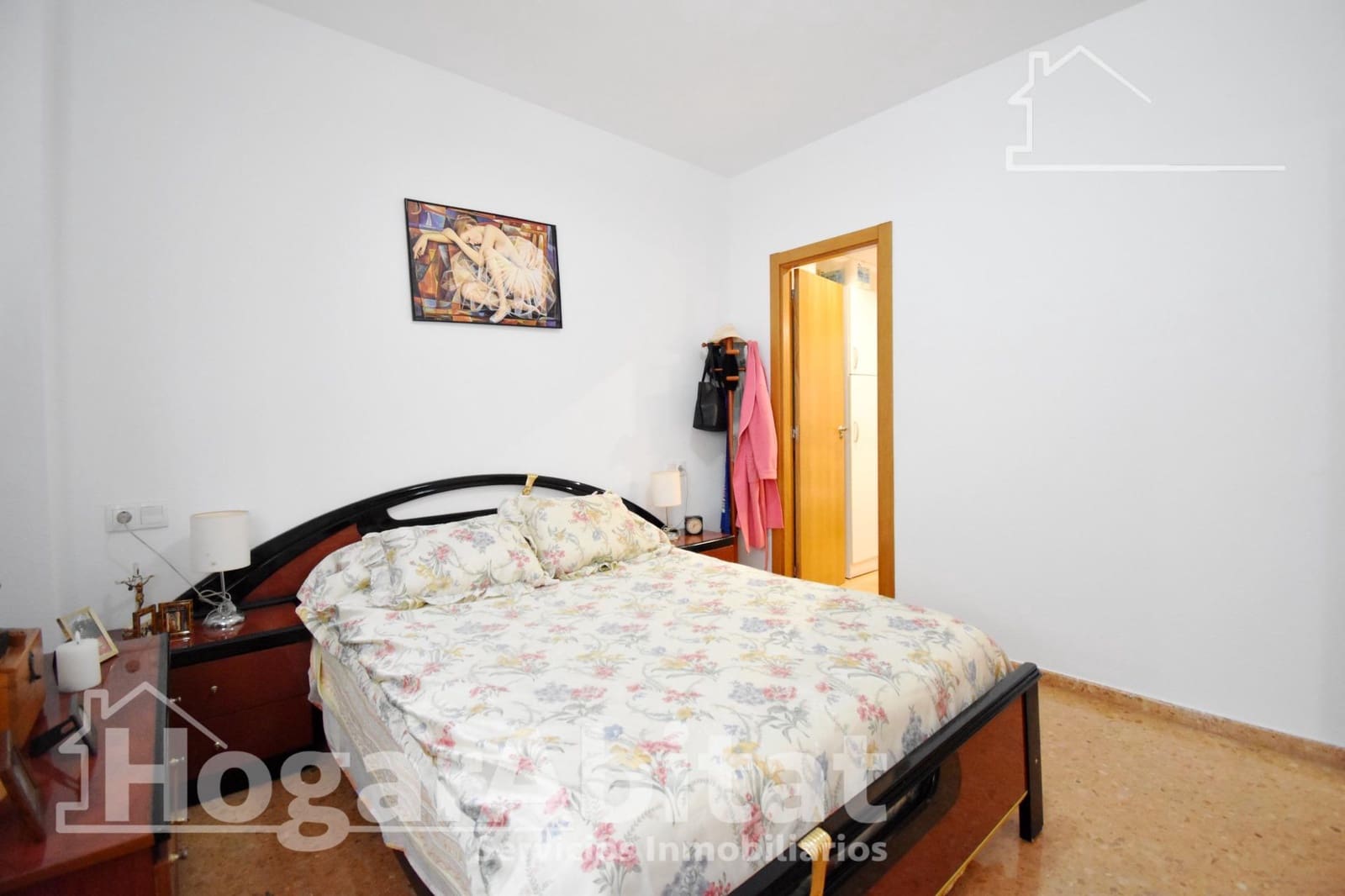 3 bedroom Flat for sale in Piles with garage - € 160,000 (Ref: 9741799)
