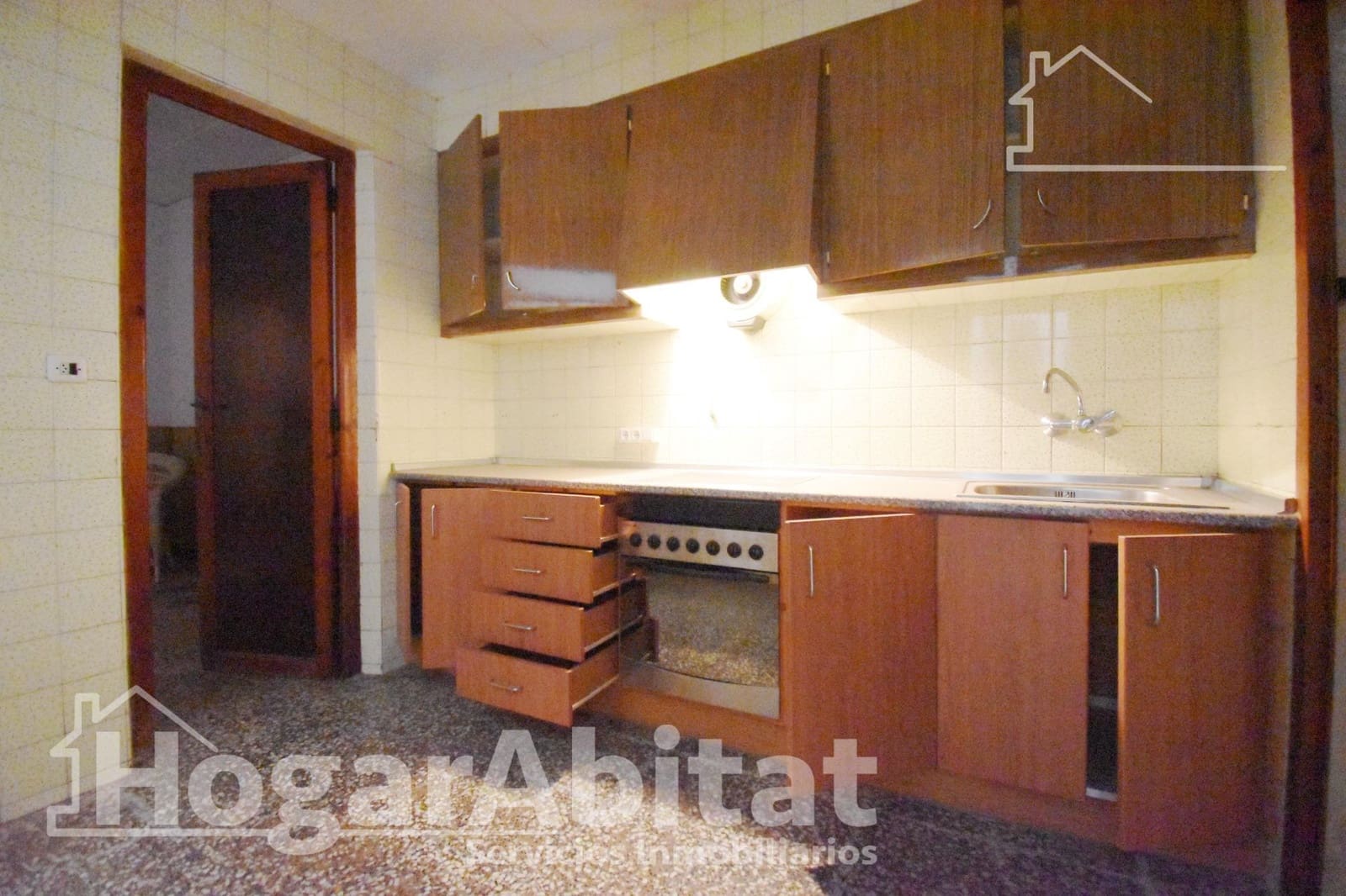 12 Zimmer Haus zu verkaufen in Almoines - 160.000 € (Ref: 9741806)