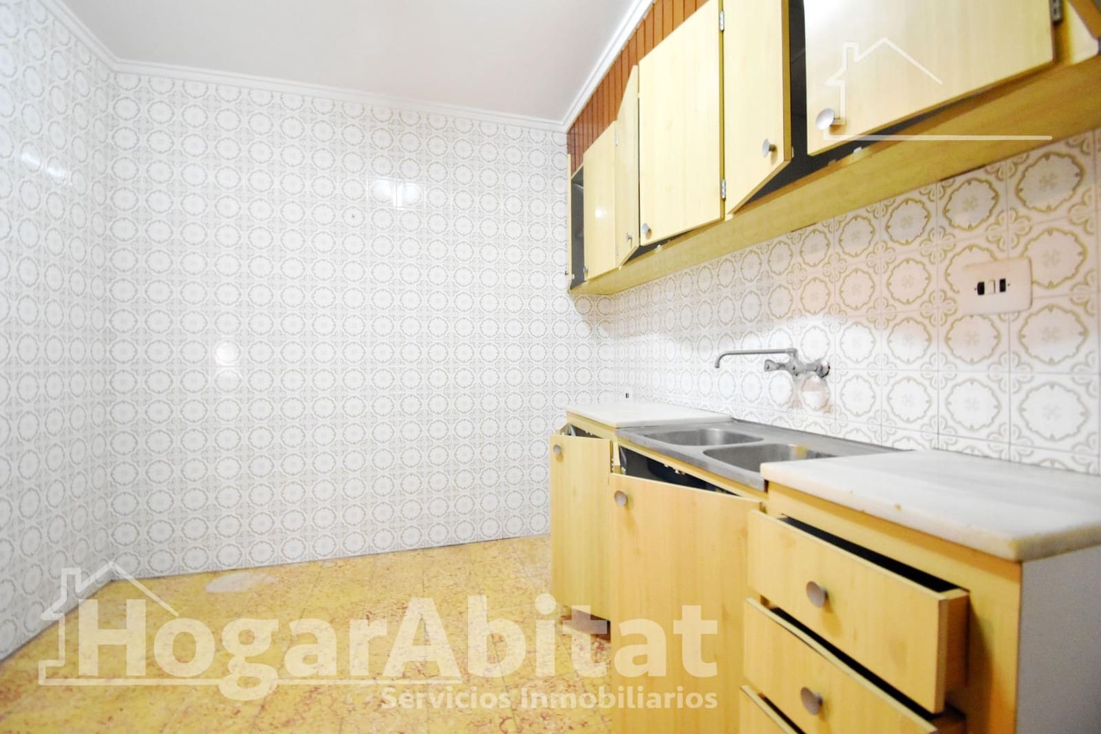 12 Zimmer Haus zu verkaufen in Almoines - 160.000 € (Ref: 9741806)