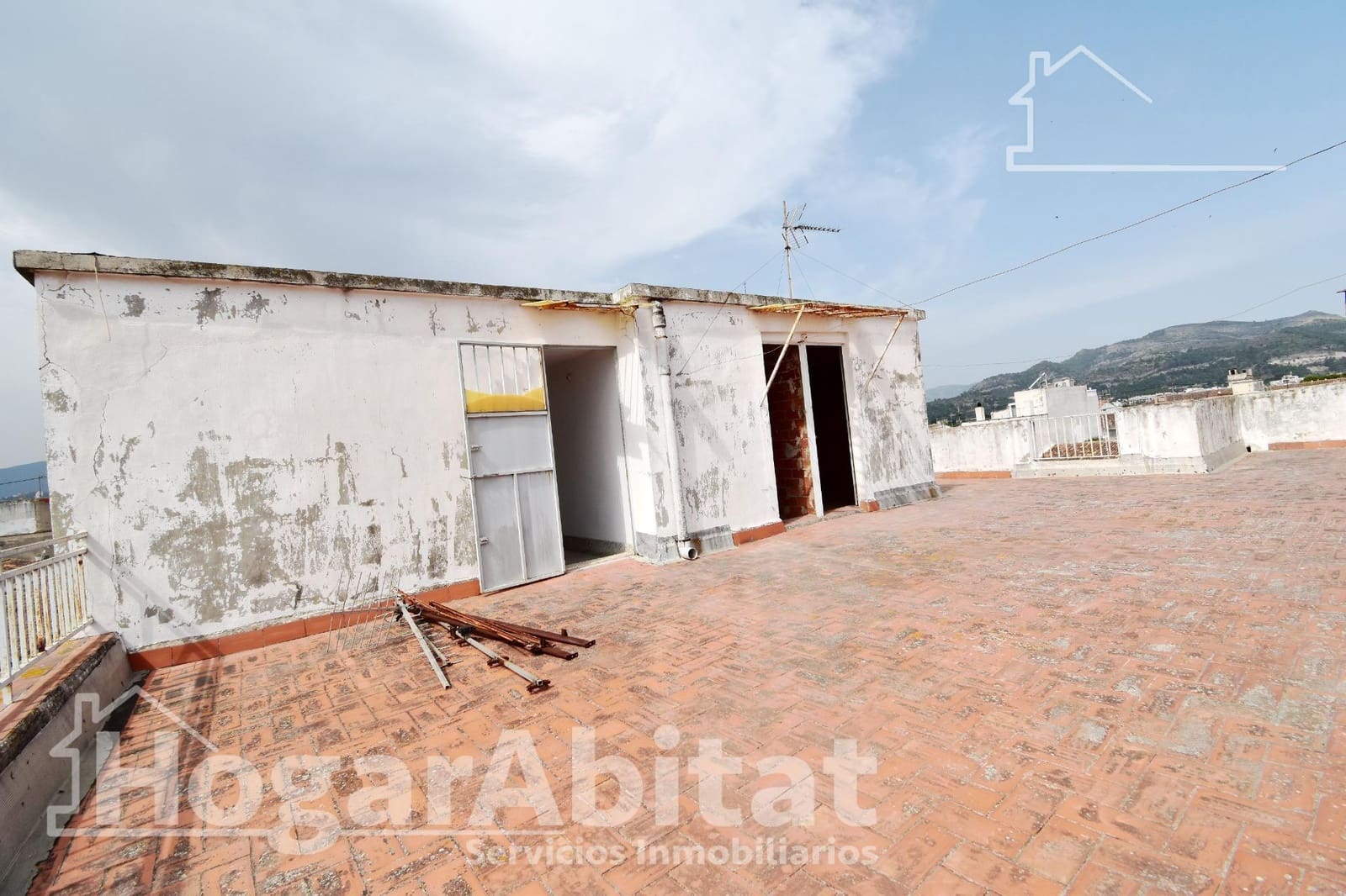 12 Zimmer Haus zu verkaufen in Almoines - 160.000 € (Ref: 9741806)