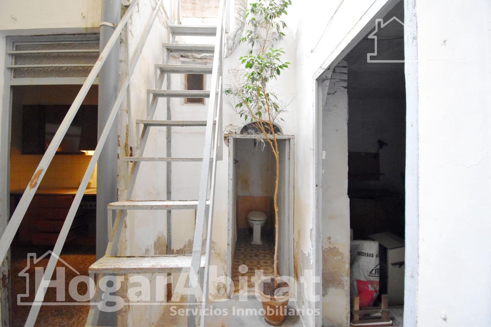 12 Zimmer Haus zu verkaufen in Almoines - 160.000 € (Ref: 9741806)