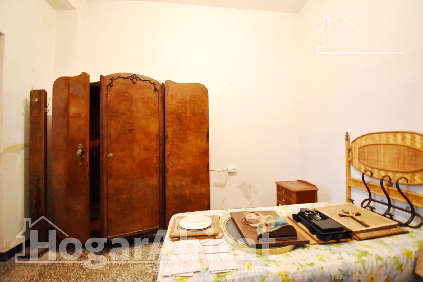 12 Zimmer Haus zu verkaufen in Almoines - 160.000 € (Ref: 9741806)