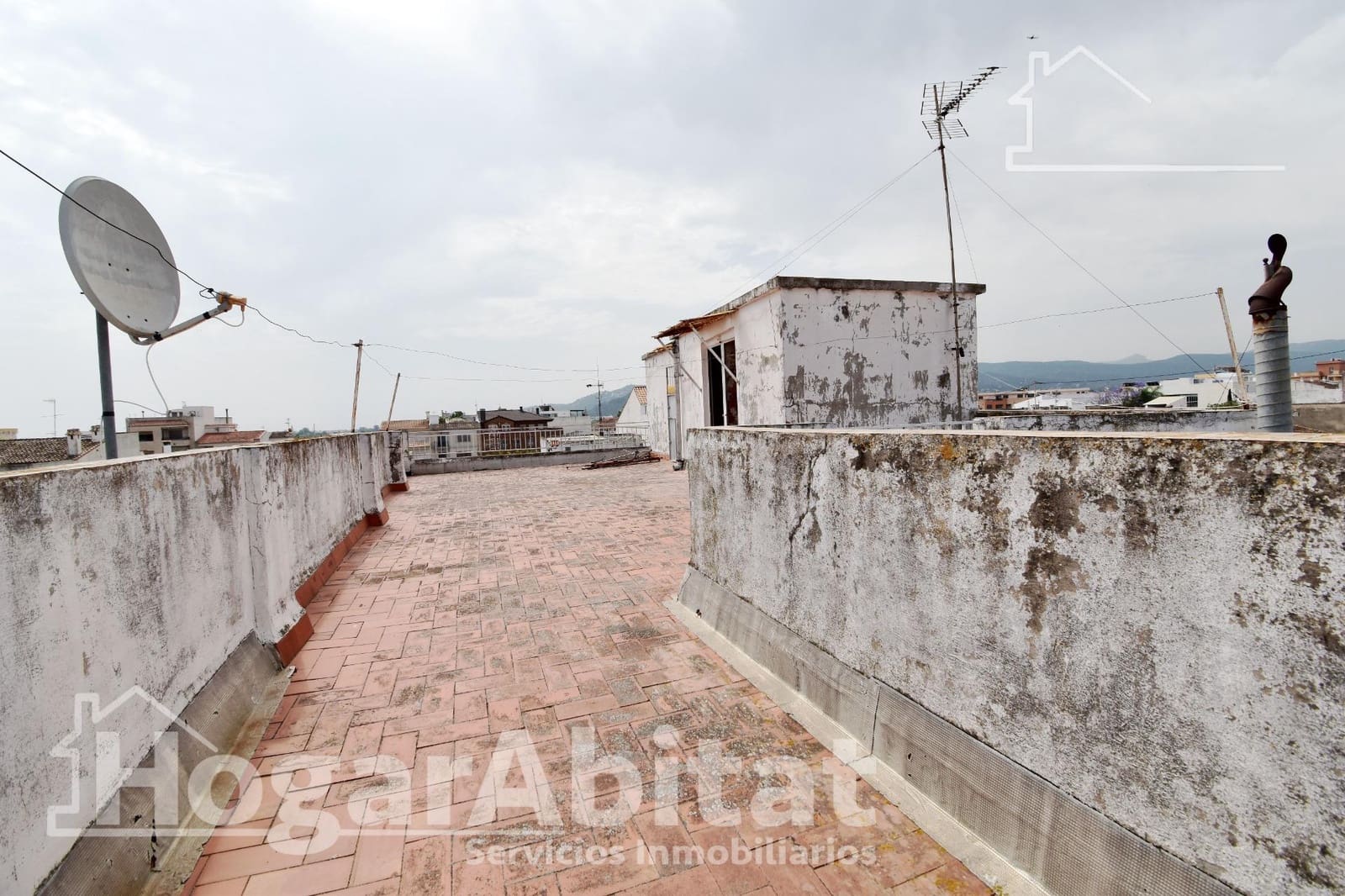 12 Zimmer Haus zu verkaufen in Almoines - 160.000 € (Ref: 9741806)