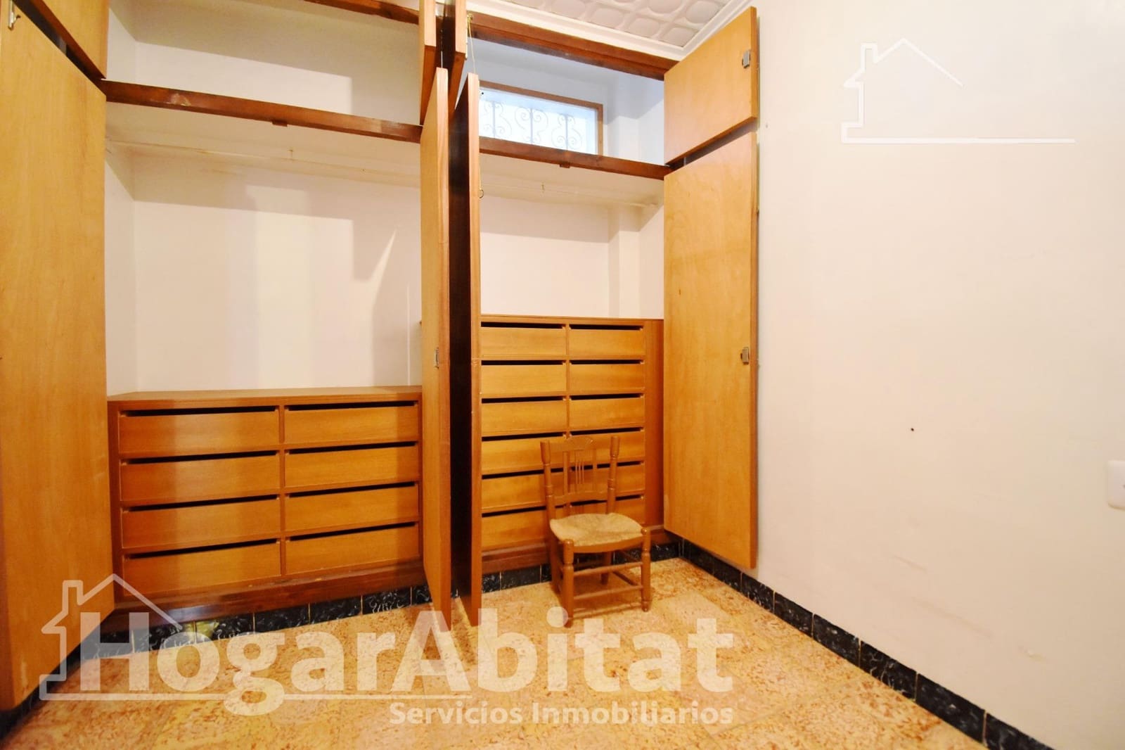 12 Zimmer Haus zu verkaufen in Almoines - 160.000 € (Ref: 9741806)