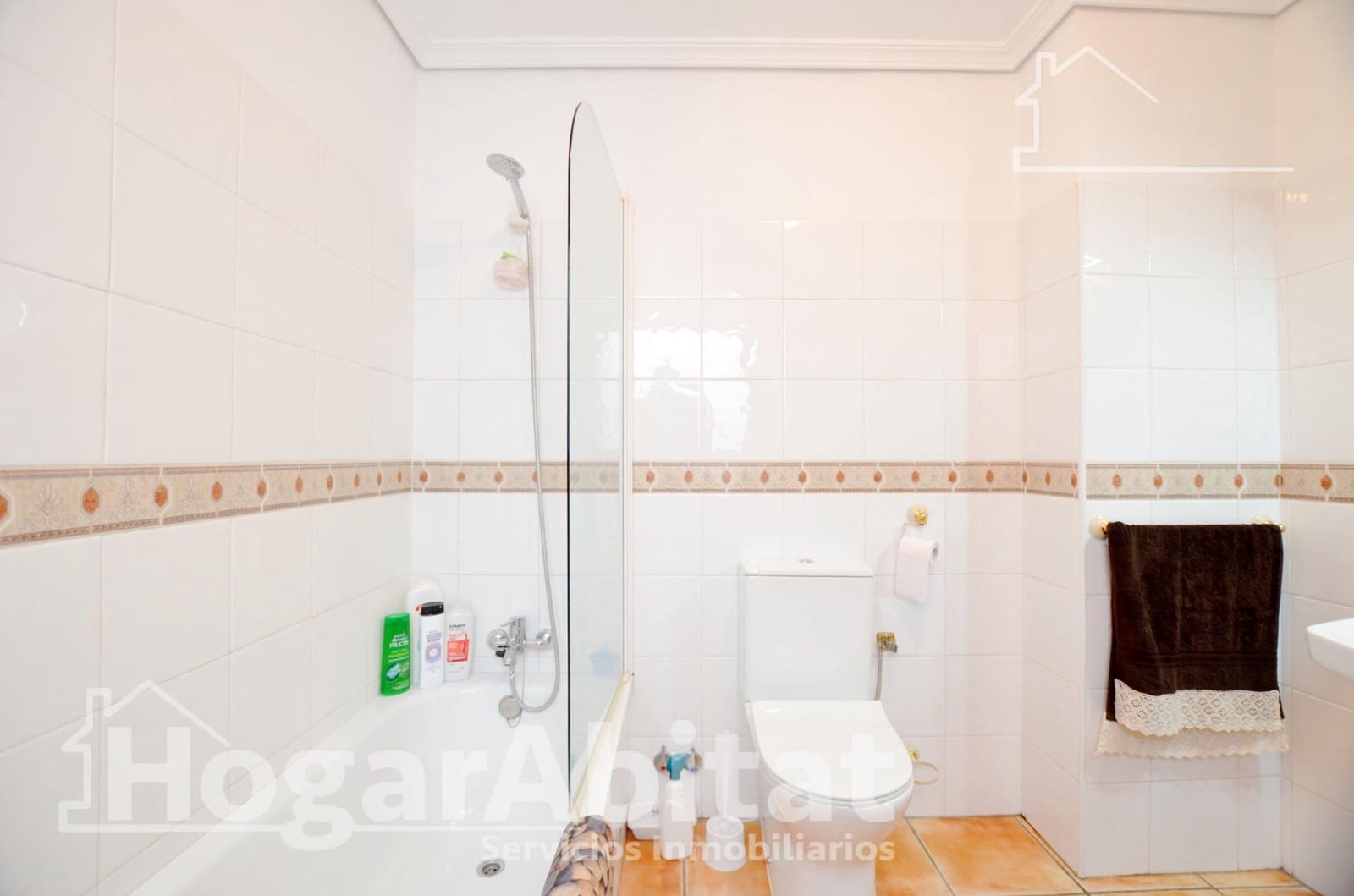 3 bedroom Townhouse for sale in La Font d'En Carros - € 195,000 (Ref: 9741811)