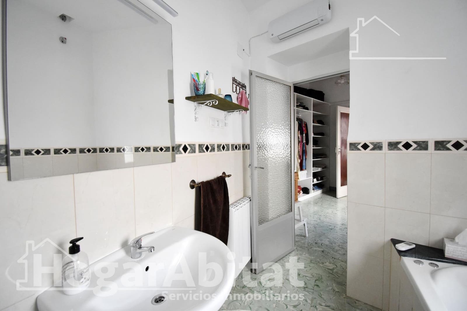 7 bedroom Townhouse for sale in Villalonga - € 384,000 (Ref: 9741813)