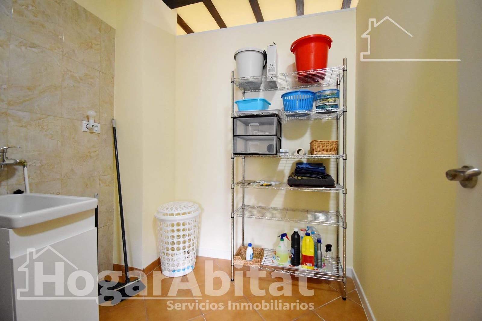 7 bedroom Townhouse for sale in Villalonga - € 384,000 (Ref: 9741813)