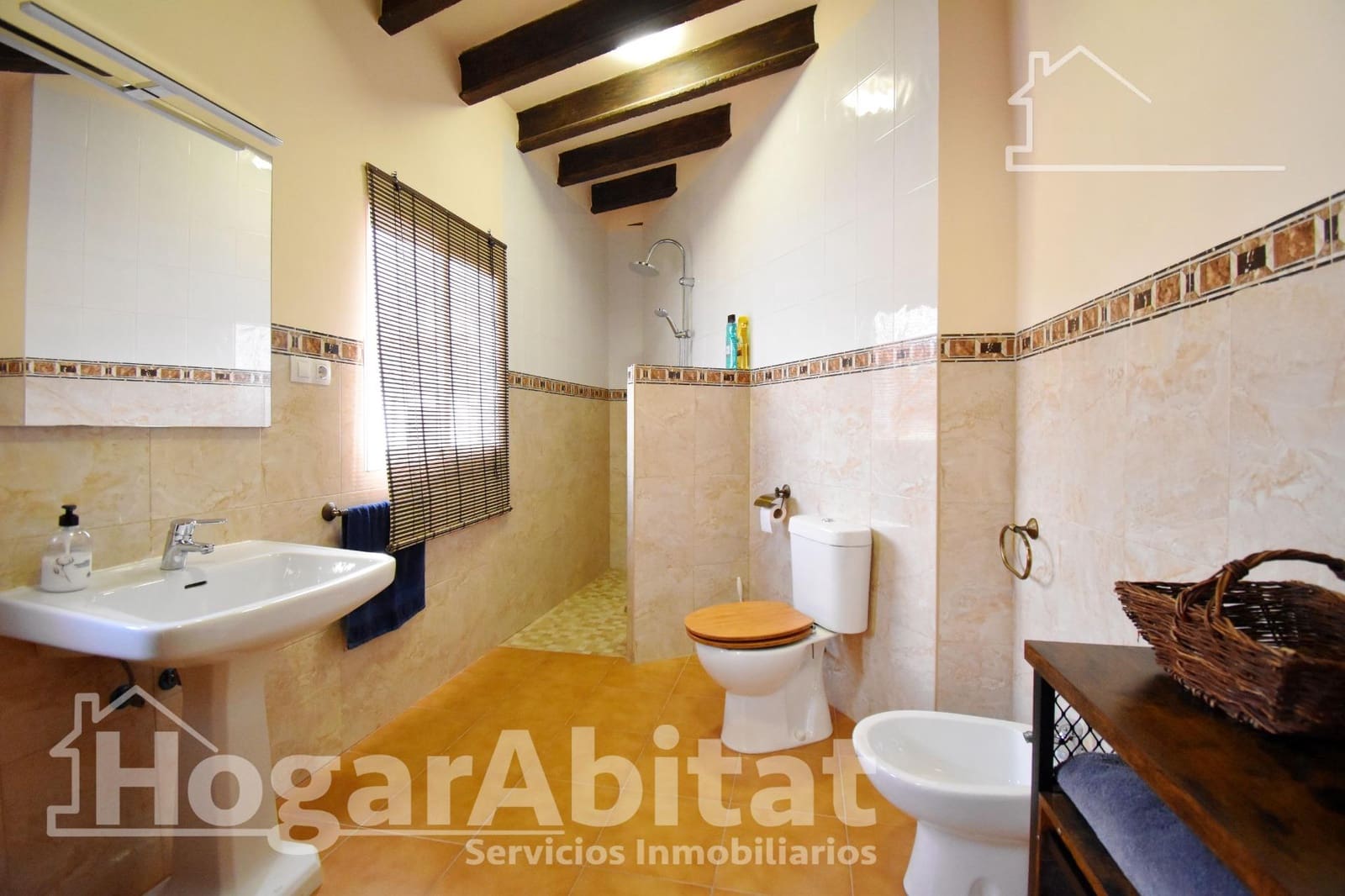 7 bedroom Townhouse for sale in Villalonga - € 384,000 (Ref: 9741813)