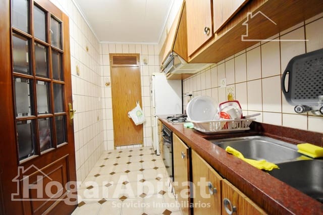 5 bedroom Townhouse for sale in Bellreguard - € 150,000 (Ref: 9741815)