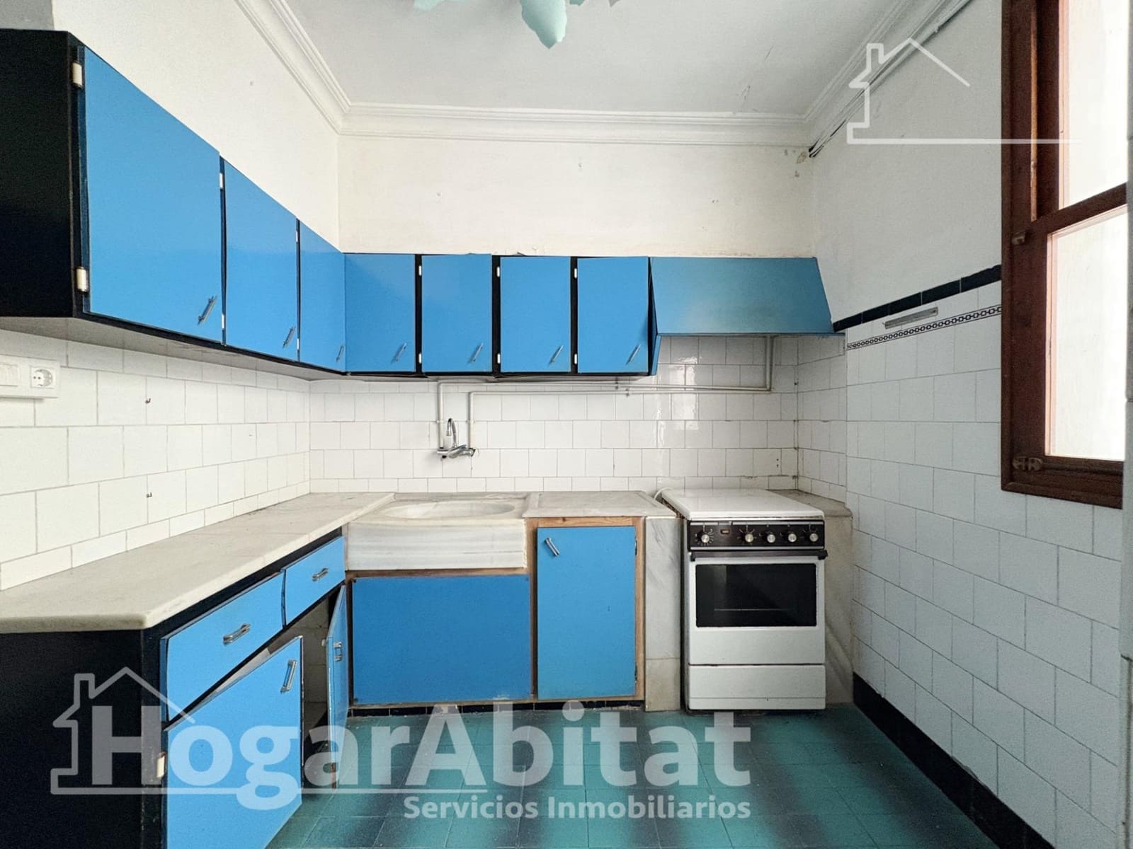 5 bedroom Townhouse for sale in Pego with garage - € 315,000 (Ref: 9741818)