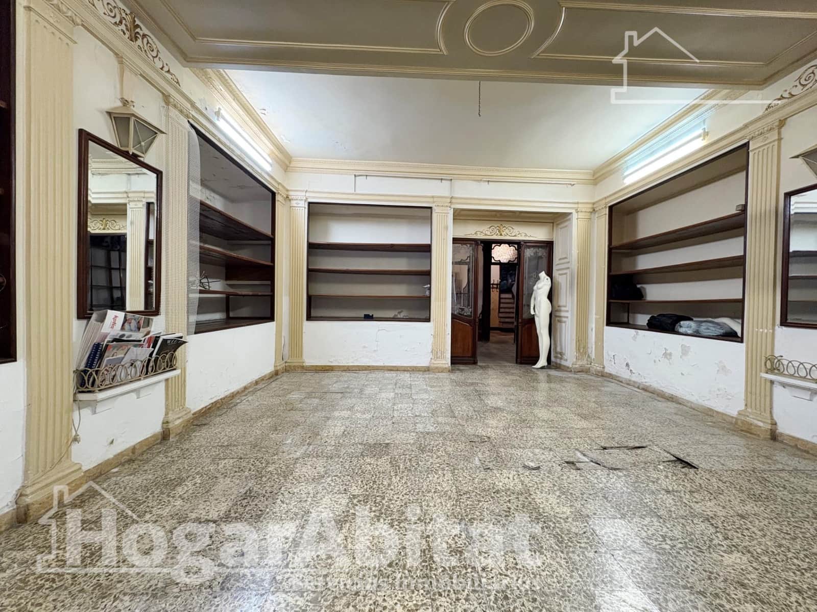 5 bedroom Townhouse for sale in Pego with garage - € 315,000 (Ref: 9741818)