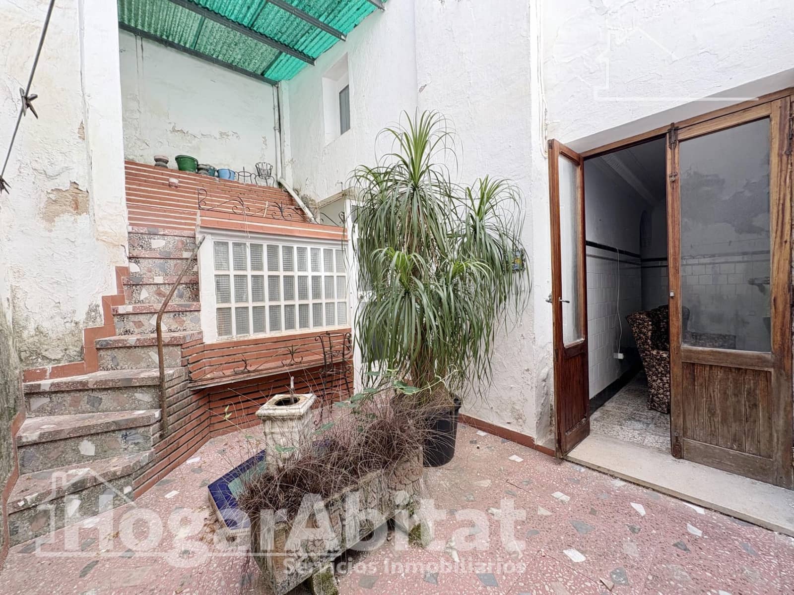 5 bedroom Townhouse for sale in Pego with garage - € 315,000 (Ref: 9741818)