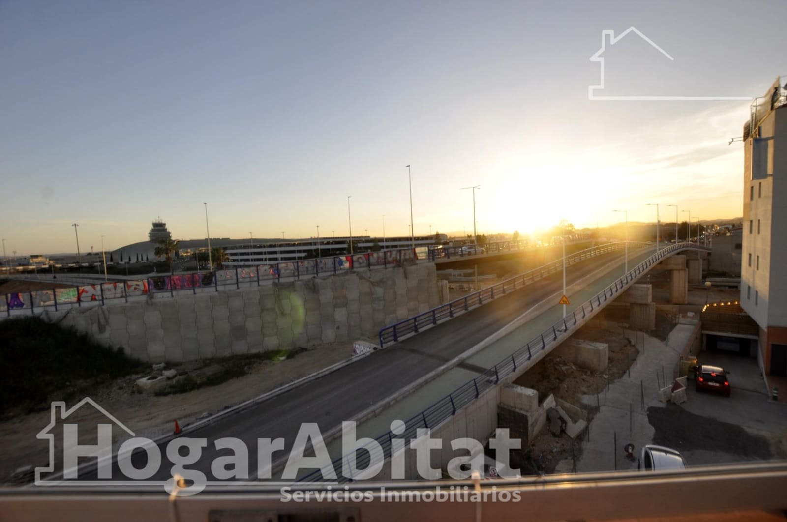 Casa de 3 habitaciones en Manises en venta - 250.000 € (Ref: 9741820)