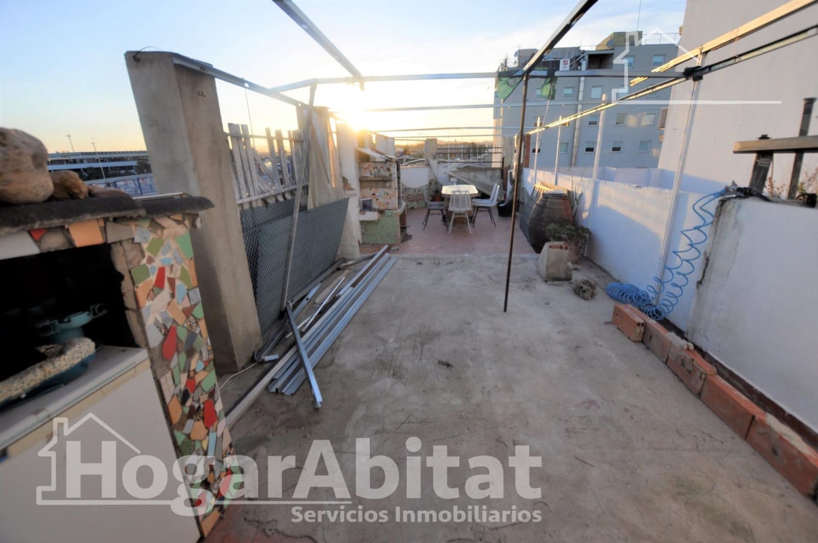 Casa de 3 habitaciones en Manises en venta - 250.000 € (Ref: 9741820)