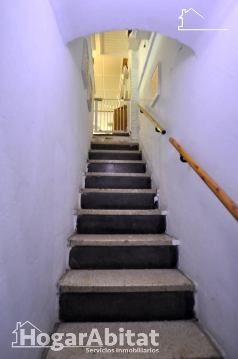 Casa de 3 habitaciones en Manises en venta - 250.000 € (Ref: 9741820)